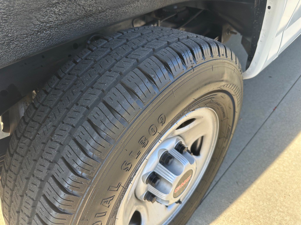 2018 Chevrolet Express Image 28