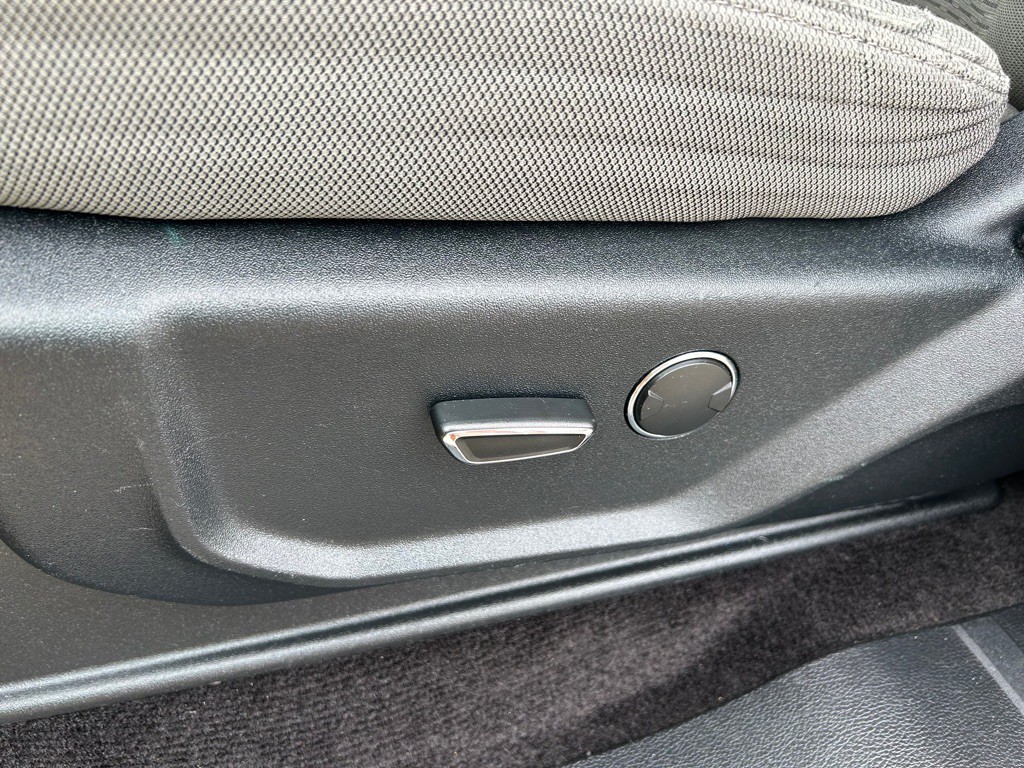 2016 Ford F-150 Image 18