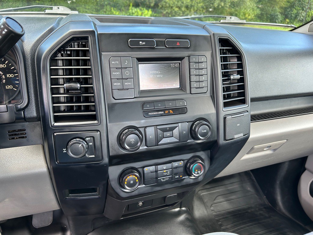 2016 Ford F-150 Image 12