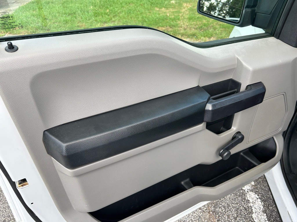 2016 Ford F-150 Image 17