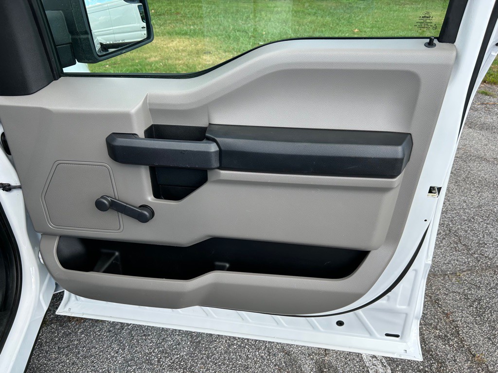 2016 Ford F-150 Image 18