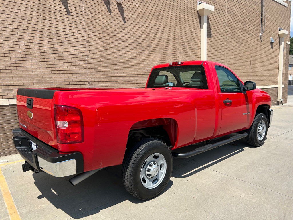 2012 Chevrolet Silverado 1500 Image 3