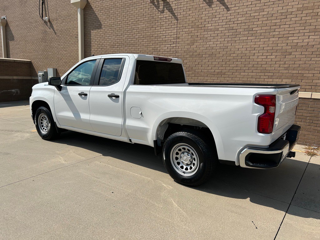 2019 Chevrolet Silverado 1500 Image 3