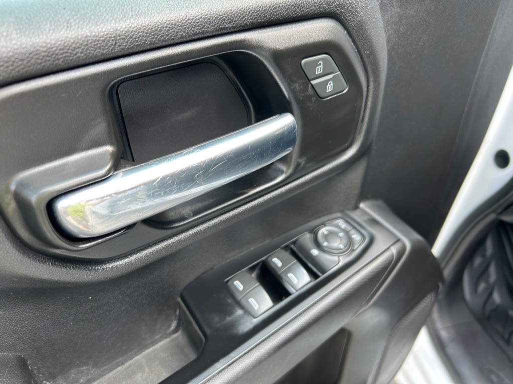 2019 Chevrolet Silverado 1500 Image 15
