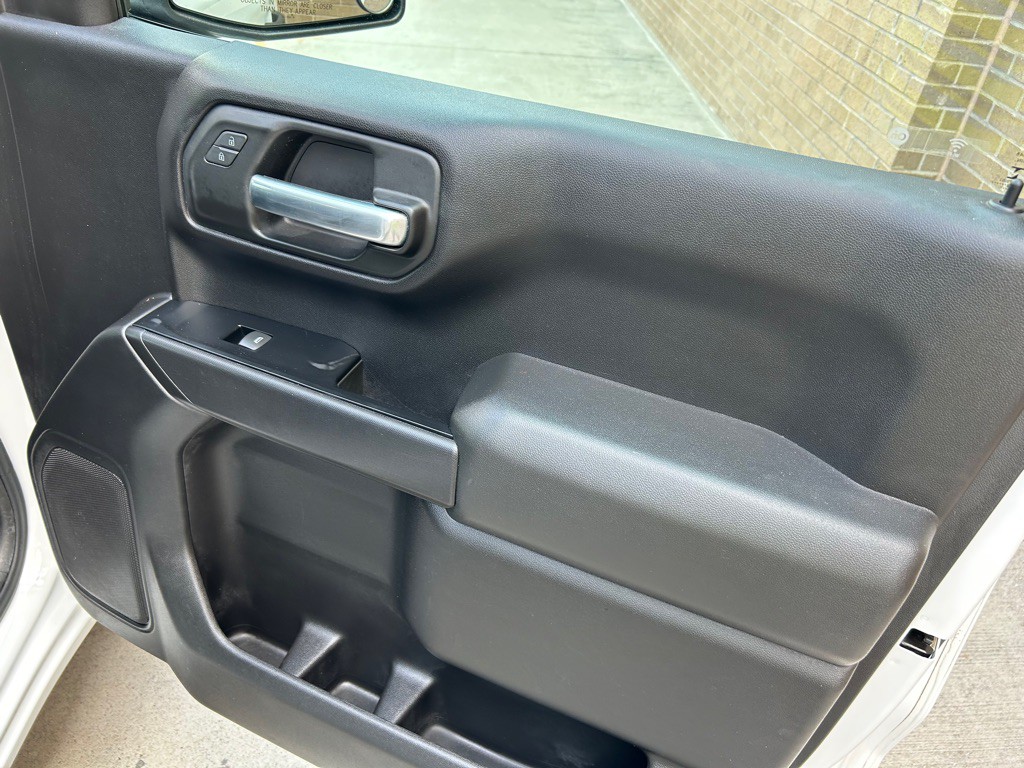 2019 Chevrolet Silverado 1500 Image 18