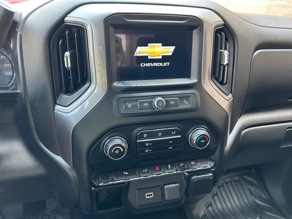 2019 Chevrolet Silverado 1500 Image 21