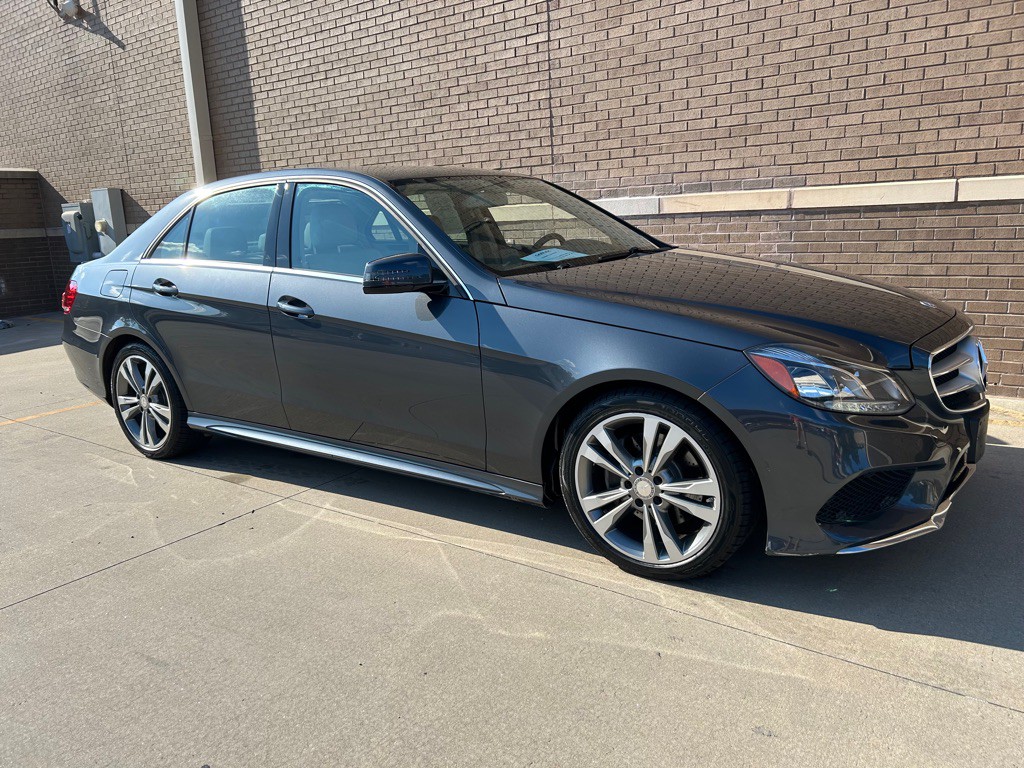 2014 Mercedes-Benz E-Class Image 3