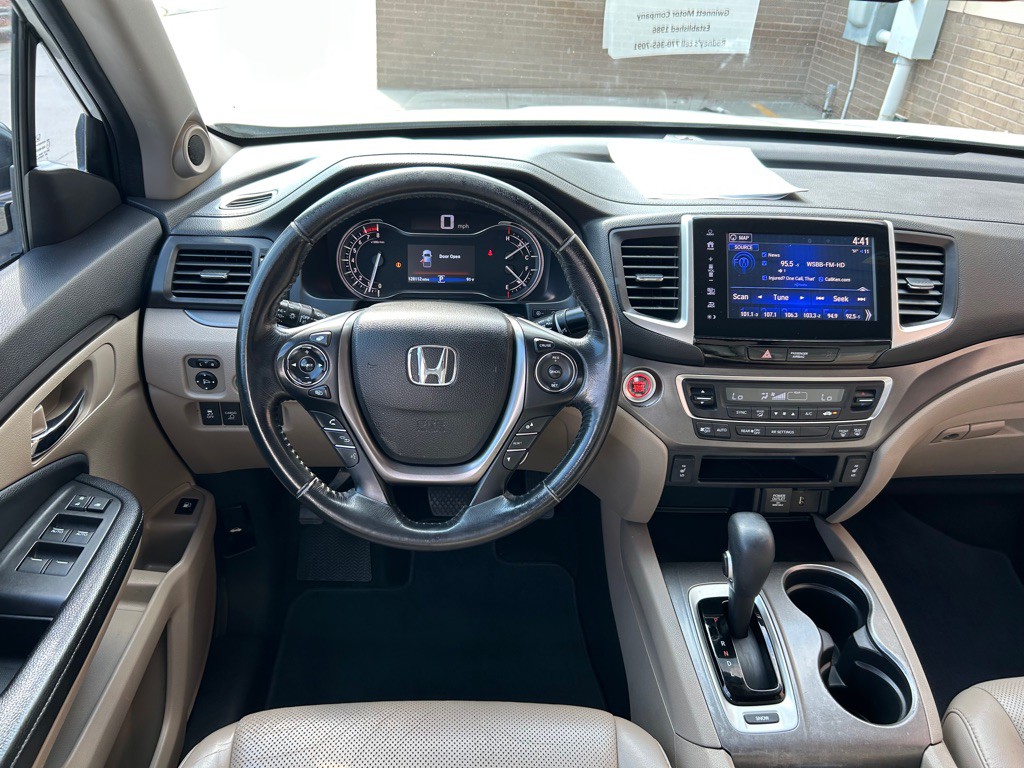 2017 Honda Ridgeline Image 13