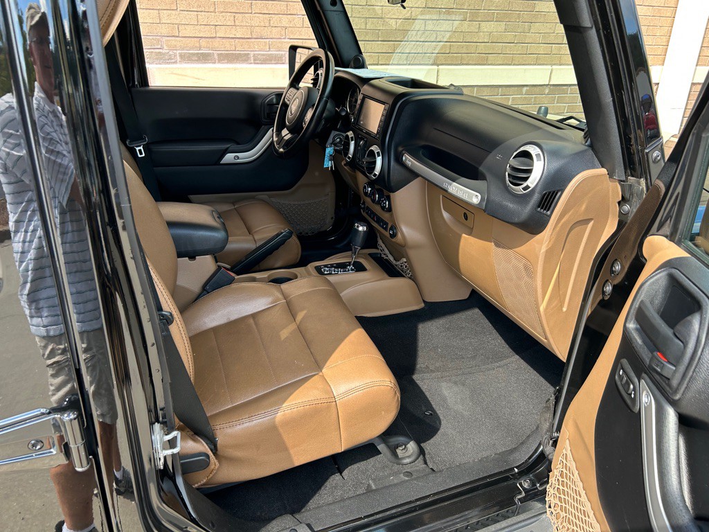 2012 Jeep Wrangler Unlimited Image 10