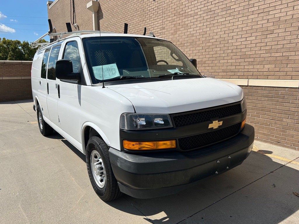 2020 Chevrolet Express Image 5