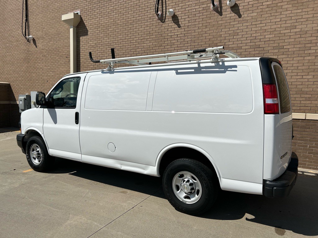 2020 Chevrolet Express Image 8