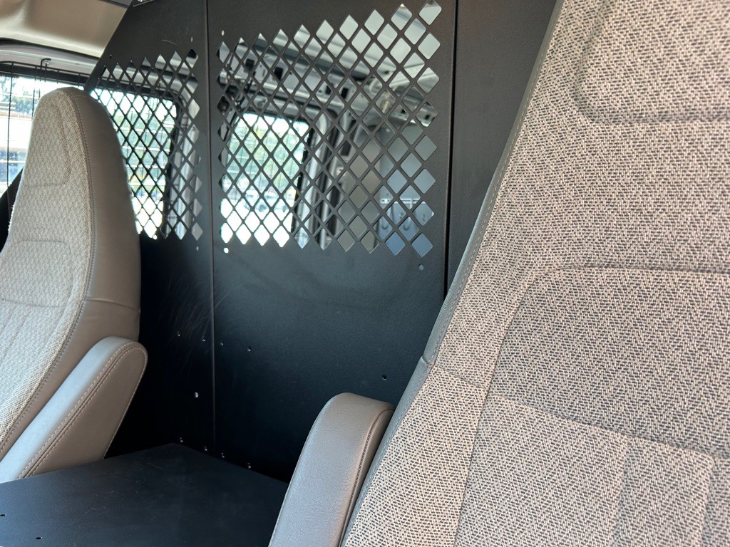 2020 Chevrolet Express Image 12
