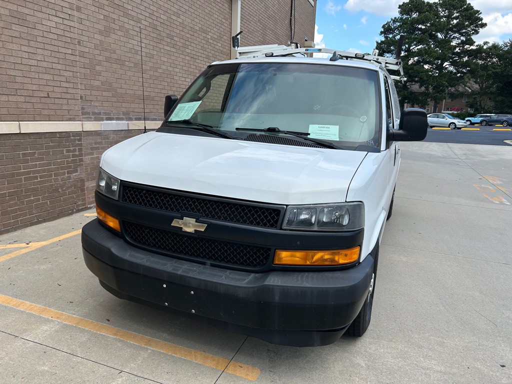 2018 Chevrolet Express Image 6