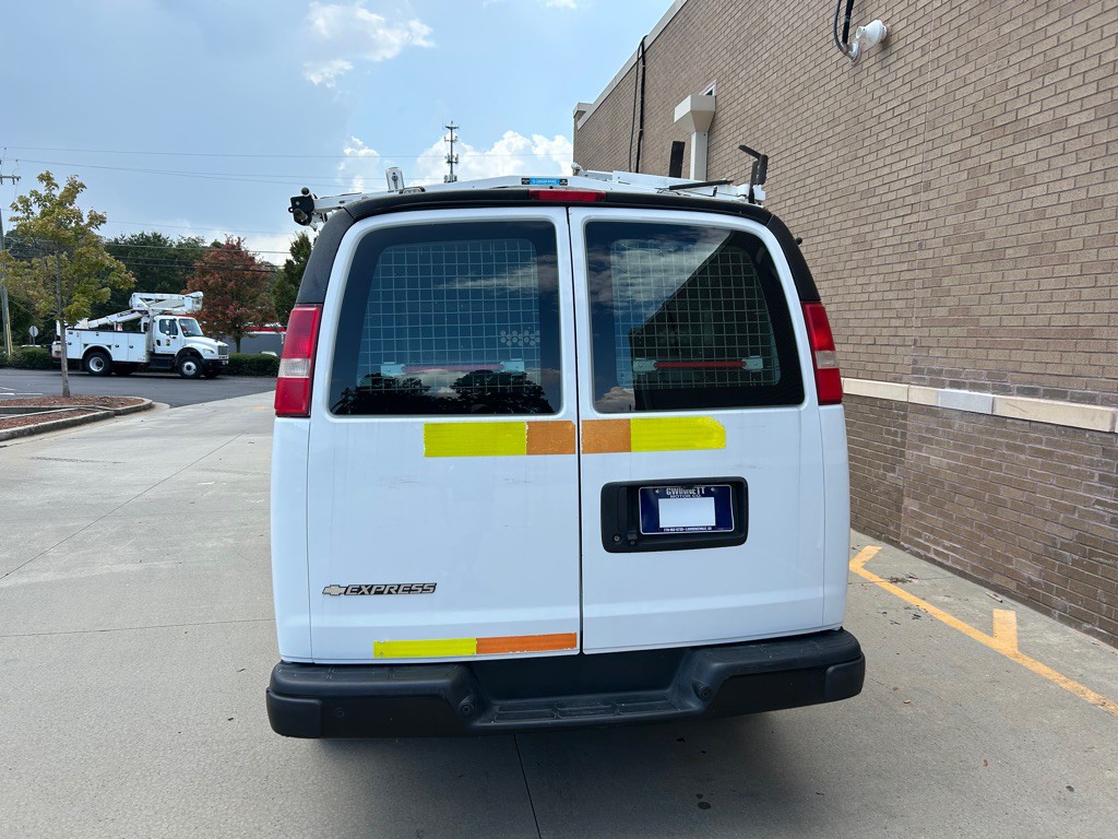 2018 Chevrolet Express Image 10