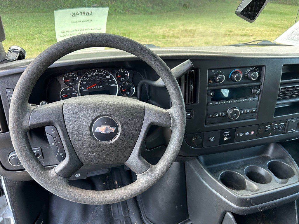 2018 Chevrolet Express Image 15