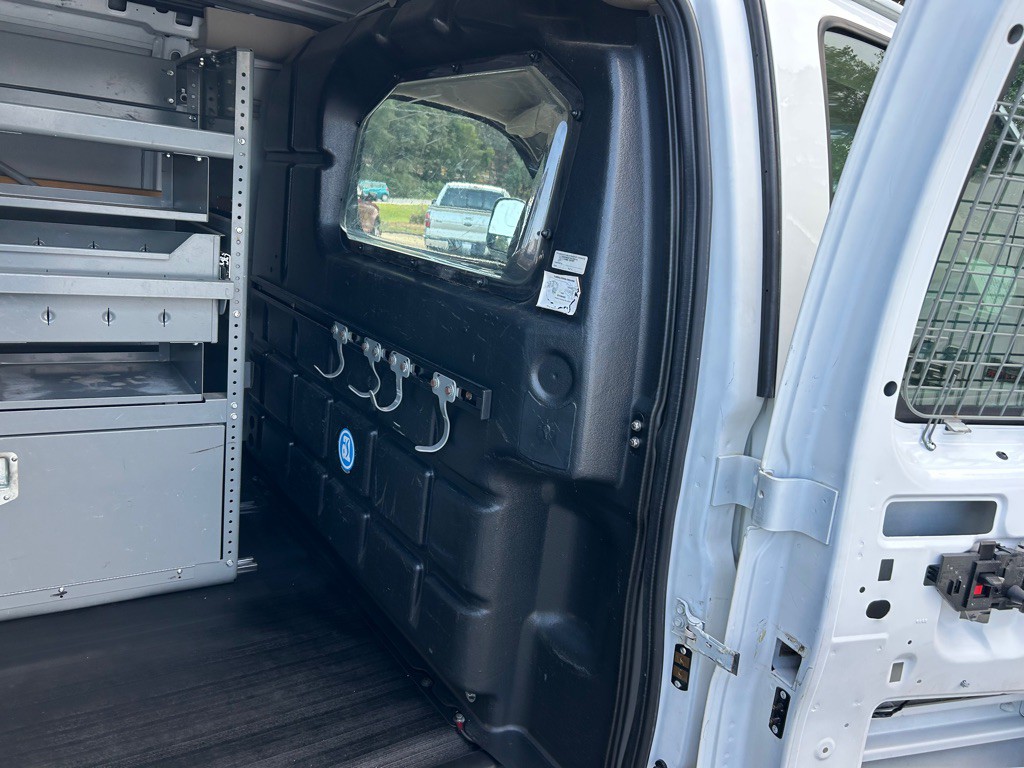 2018 Chevrolet Express Image 19