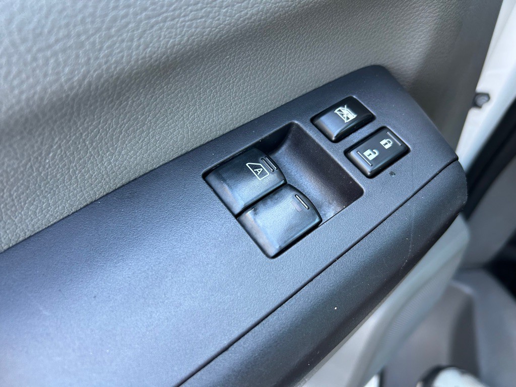 2019 Nissan NV Image 17