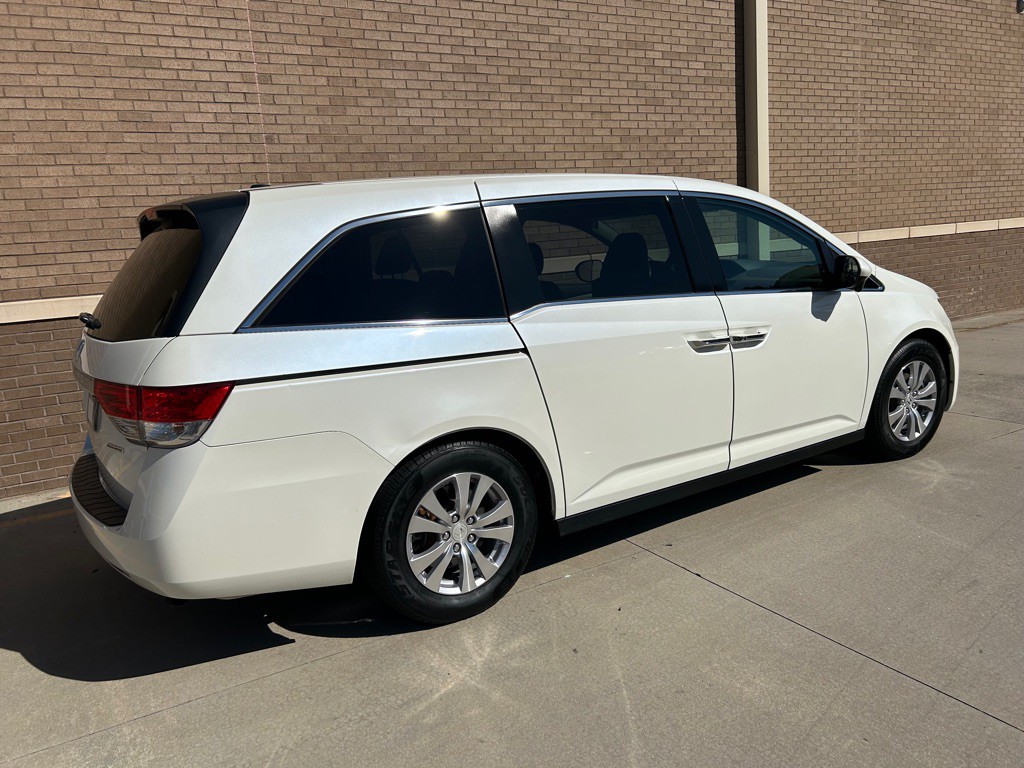 2016 Honda Odyssey Image 4