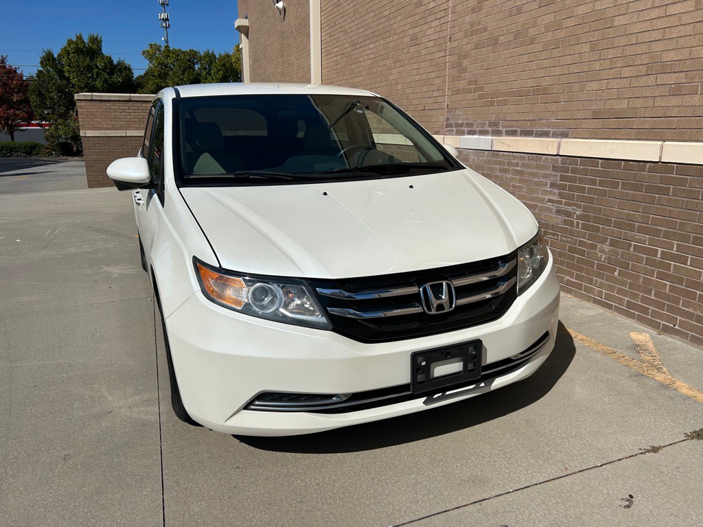 2016 Honda Odyssey Image 5