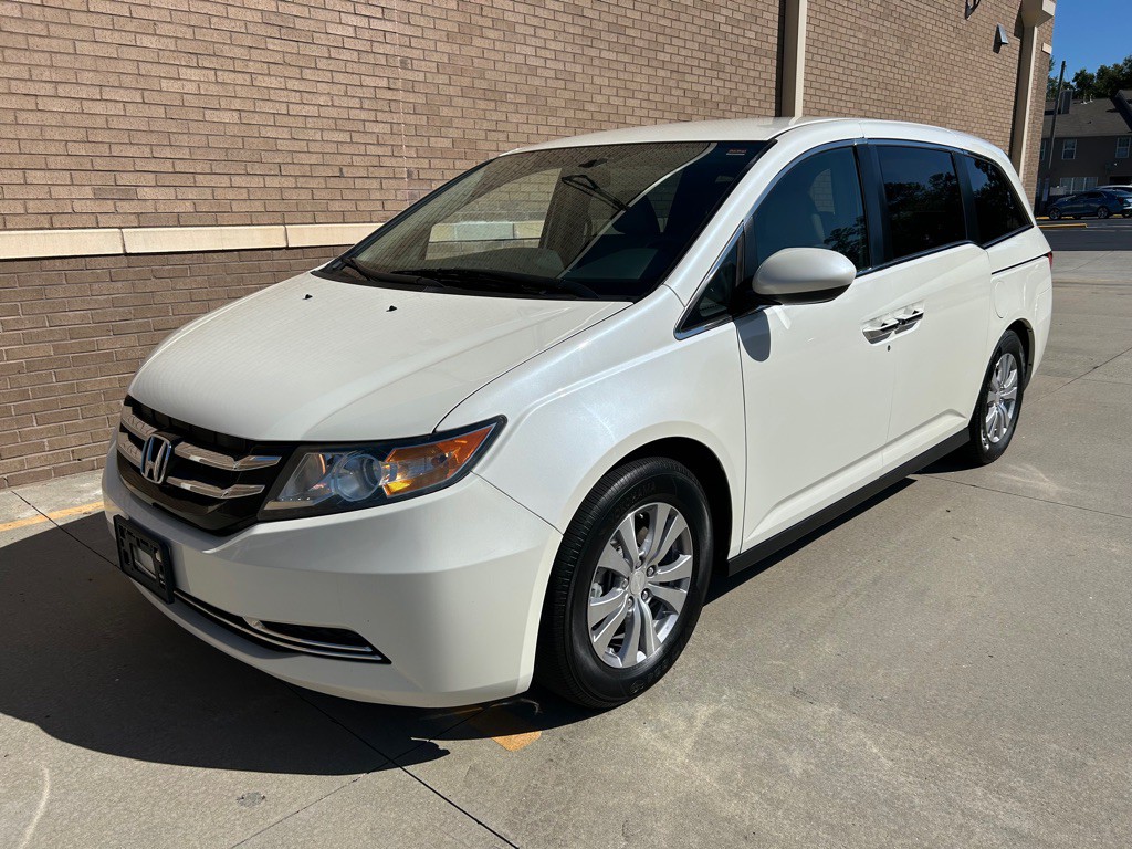 2016 Honda Odyssey Image 8