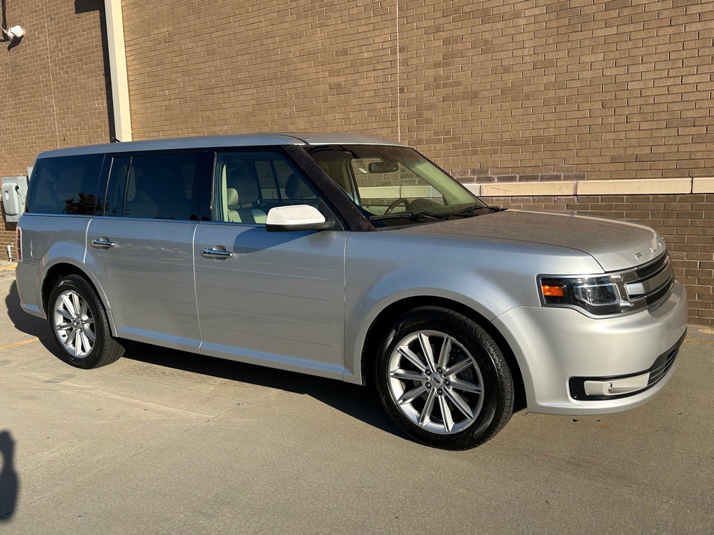 2017 Ford Flex Image 4