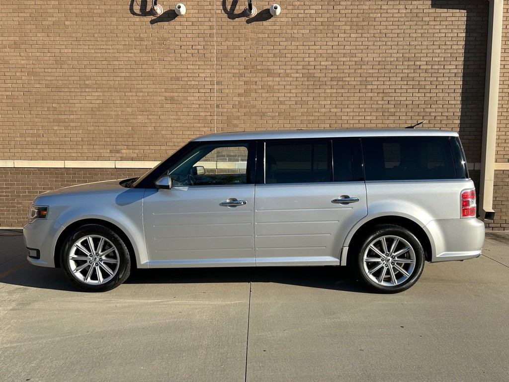 2017 Ford Flex Image 10