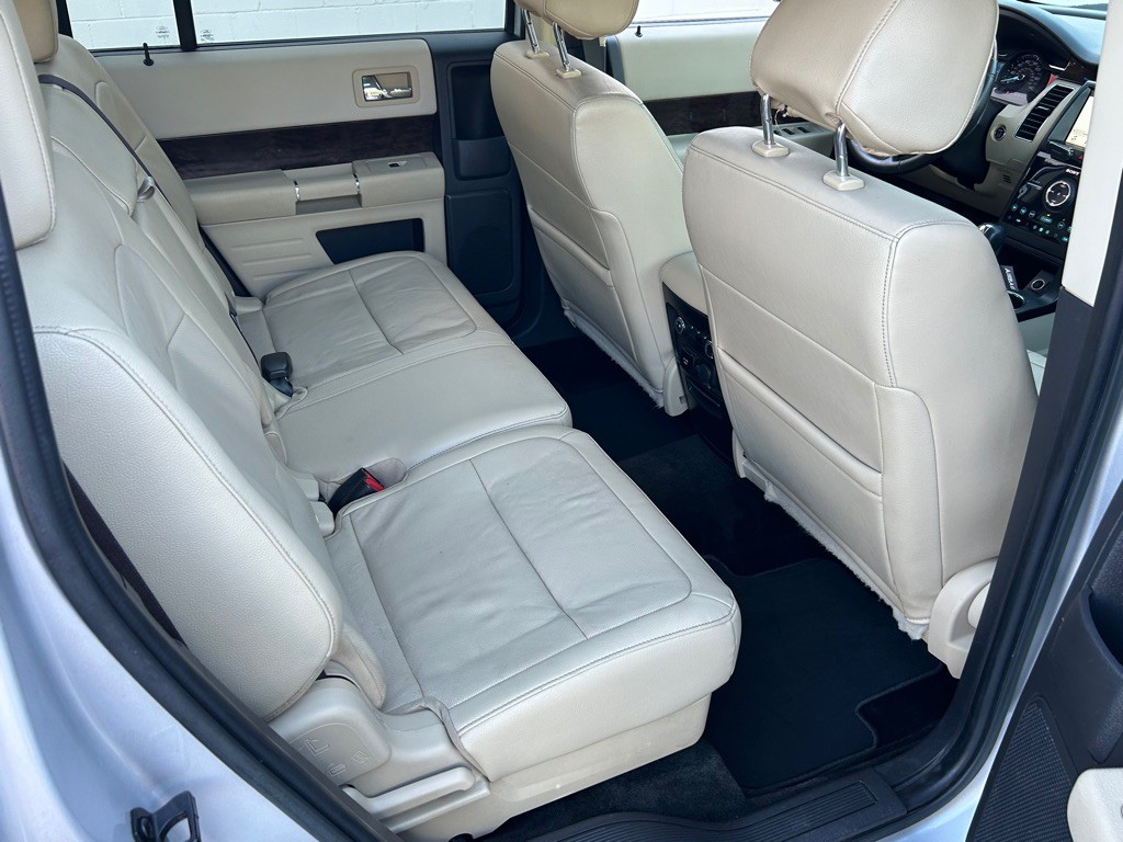 2017 Ford Flex Image 17