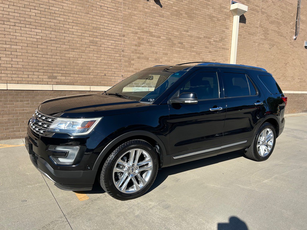 2016 Ford Explorer Image 8