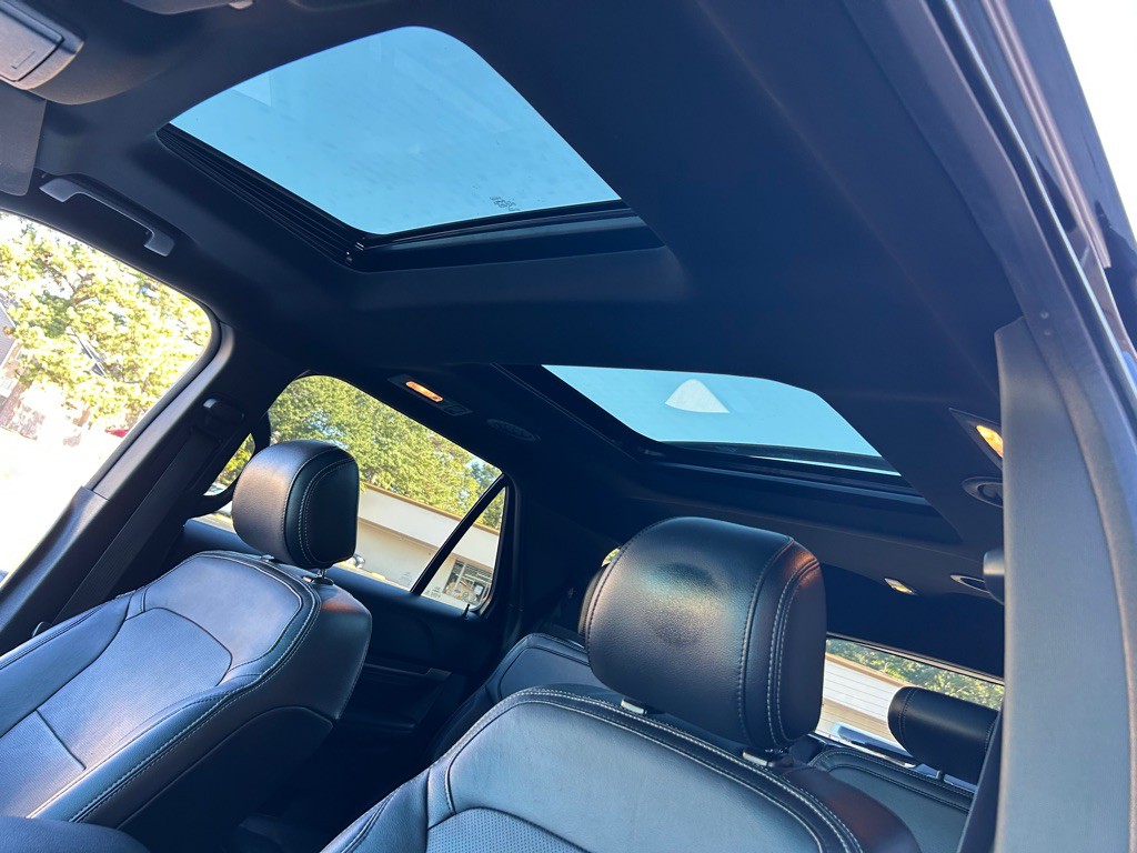 2016 Ford Explorer Image 15