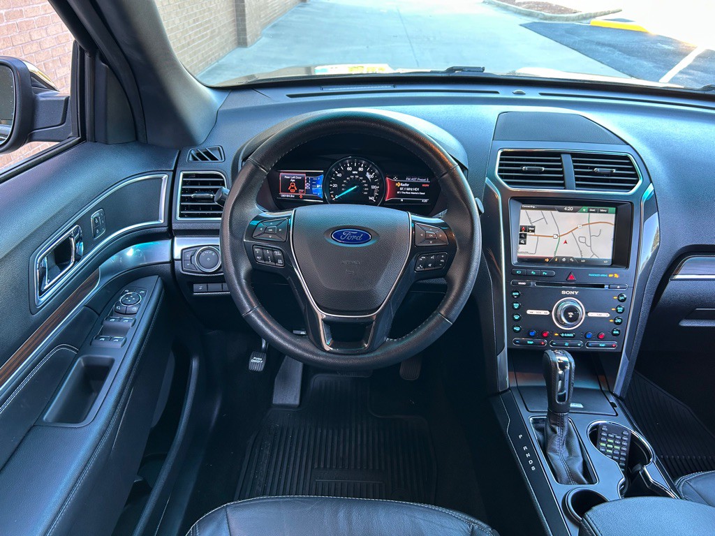2016 Ford Explorer Image 19