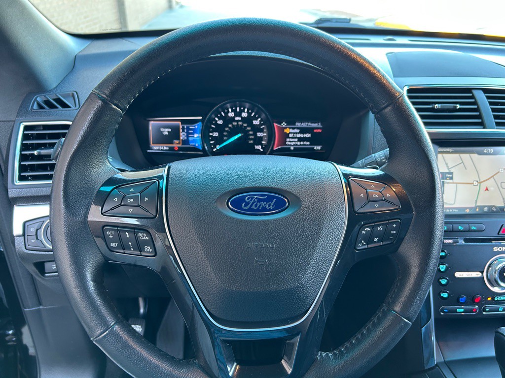 2016 Ford Explorer Image 28