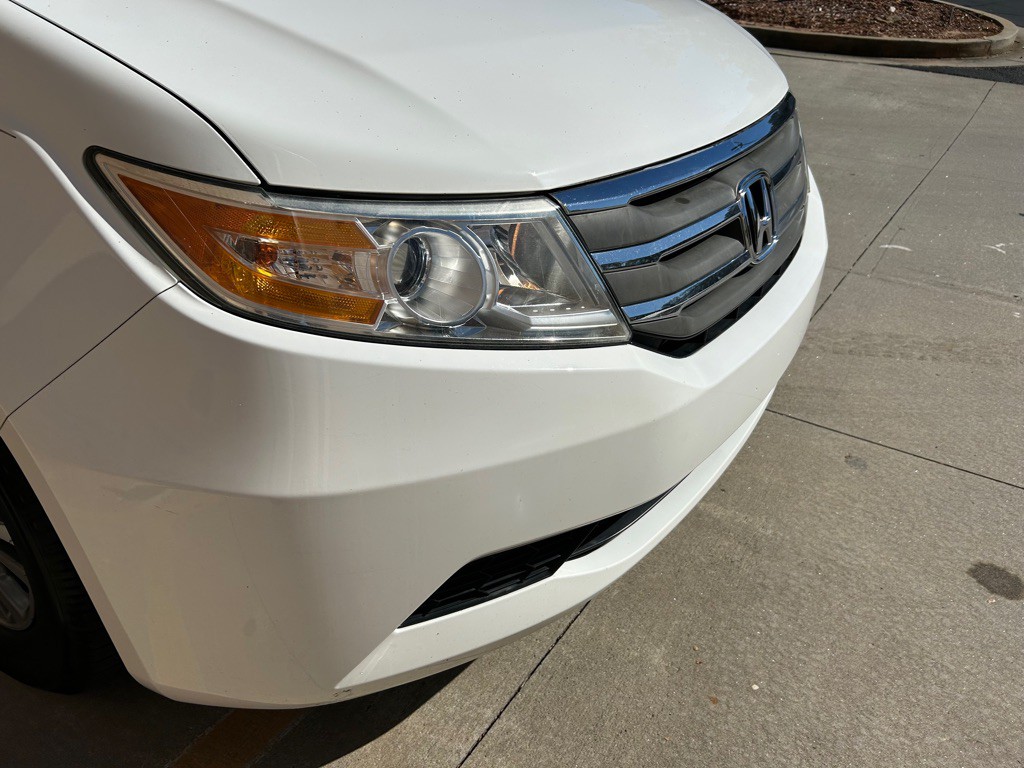 2011 Honda Odyssey Image 11