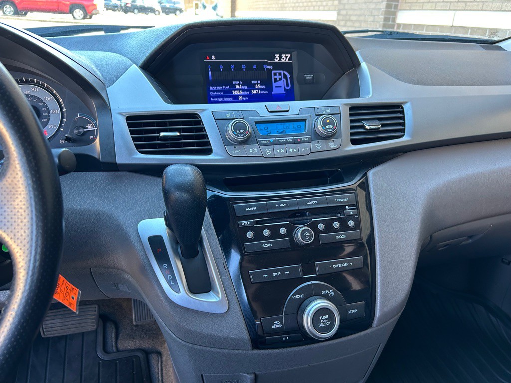 2011 Honda Odyssey Image 26