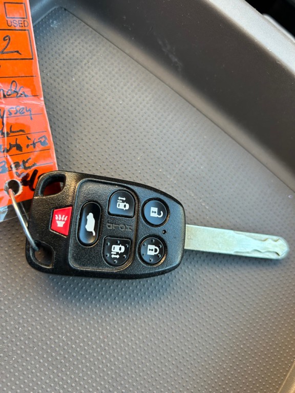 2011 Honda Odyssey Image 35