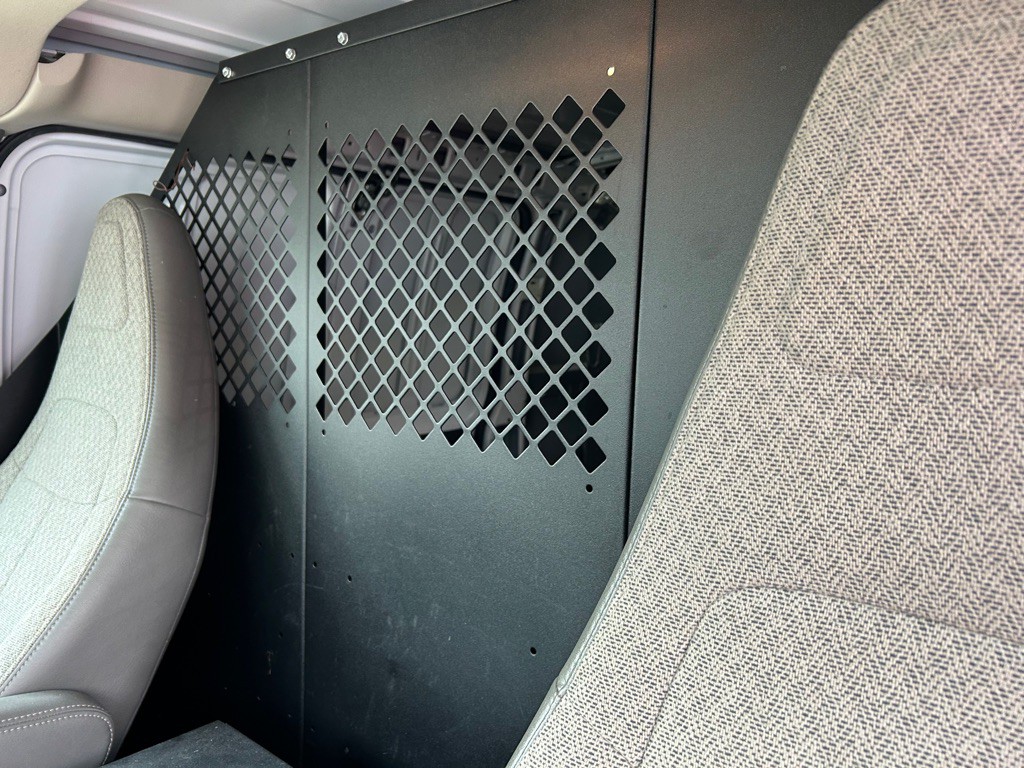 2022 Chevrolet Express Image 16