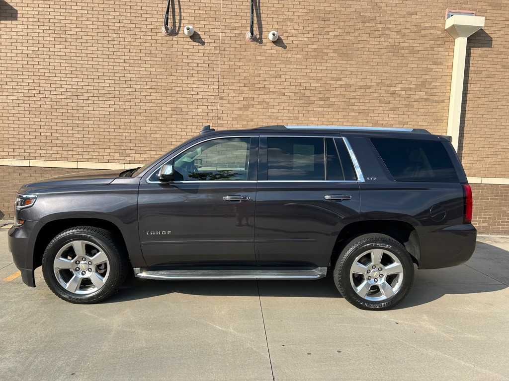 2016 Chevrolet Tahoe Image 3