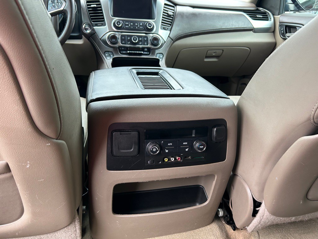 2016 Chevrolet Tahoe Image 27