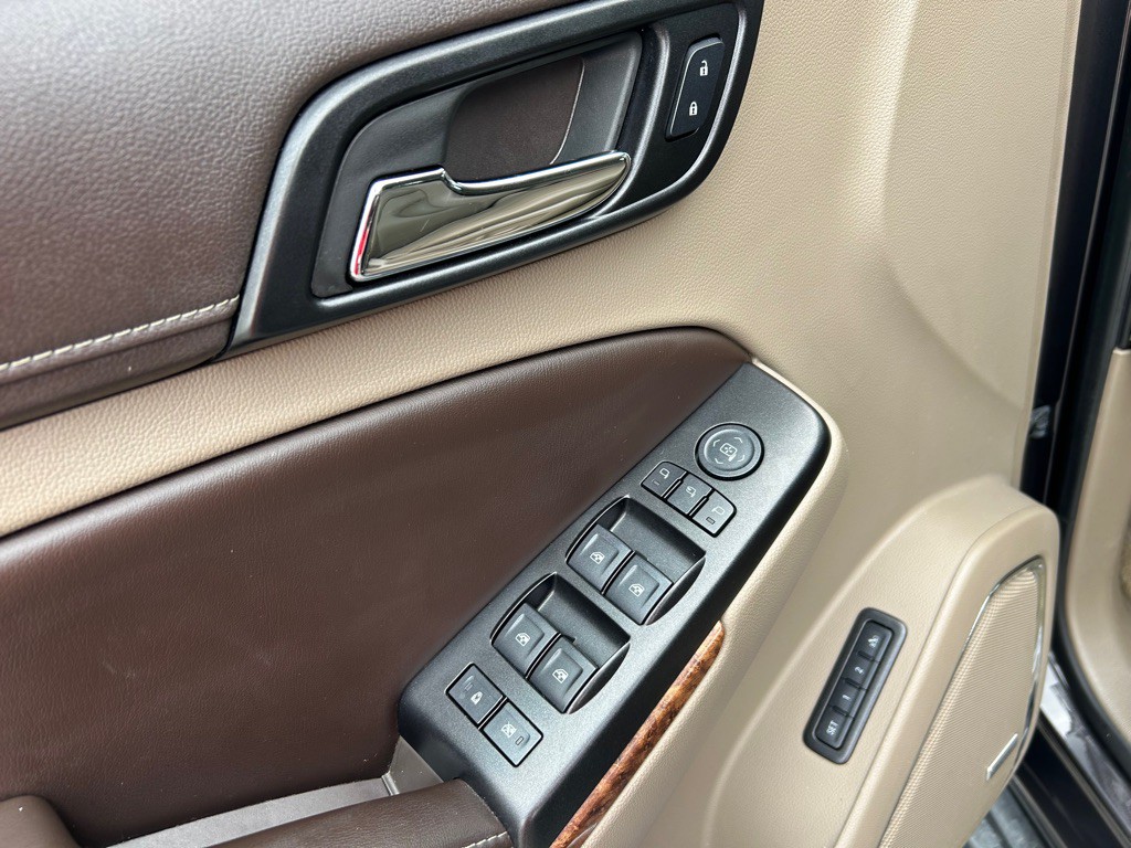 2016 Chevrolet Tahoe Image 30