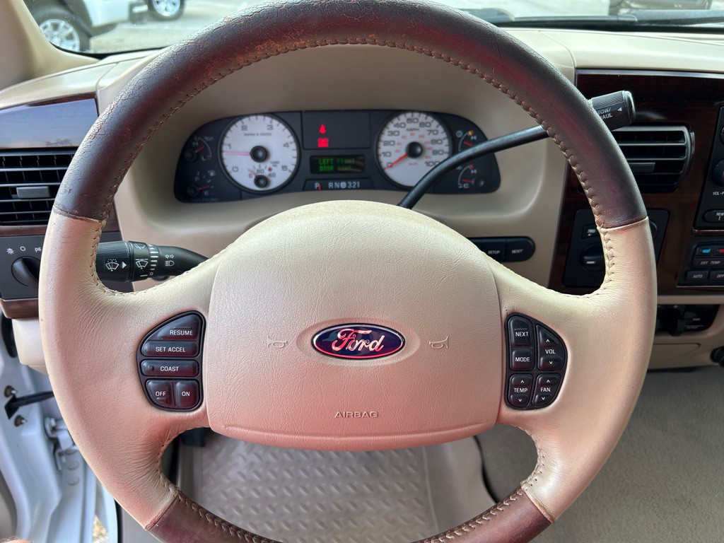 2006 Ford F-250 Image 18
