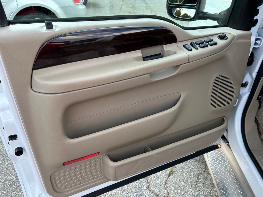 2006 Ford F-250 Image 36