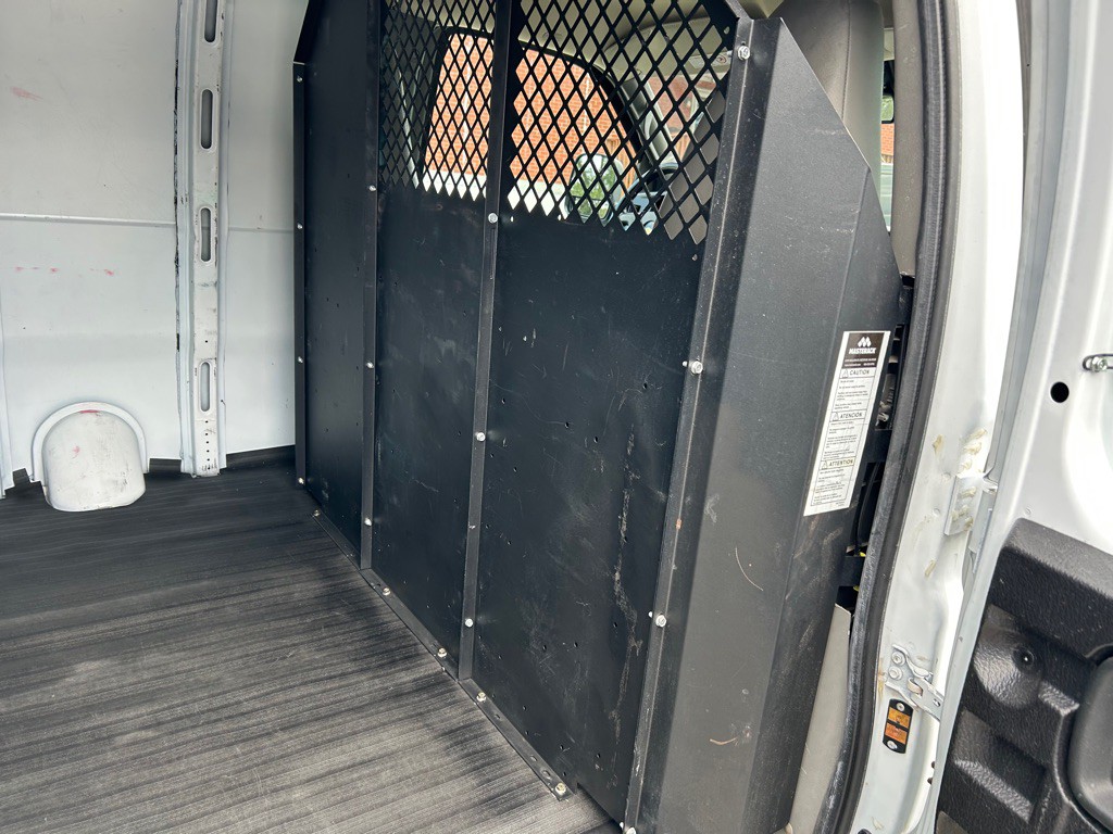 2020 Chevrolet Express Image 24