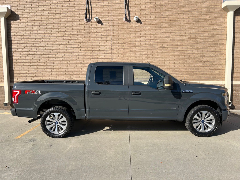 2017 Ford F-150 Image 5