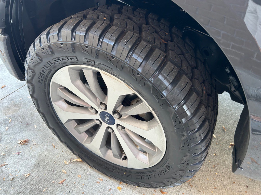 2017 Ford F-150 Image 13