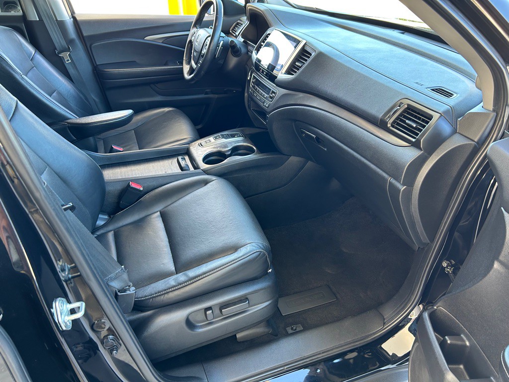 2020 Honda Ridgeline Image 17