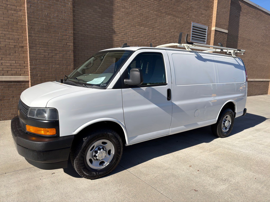 2019 Chevrolet Express Image 7