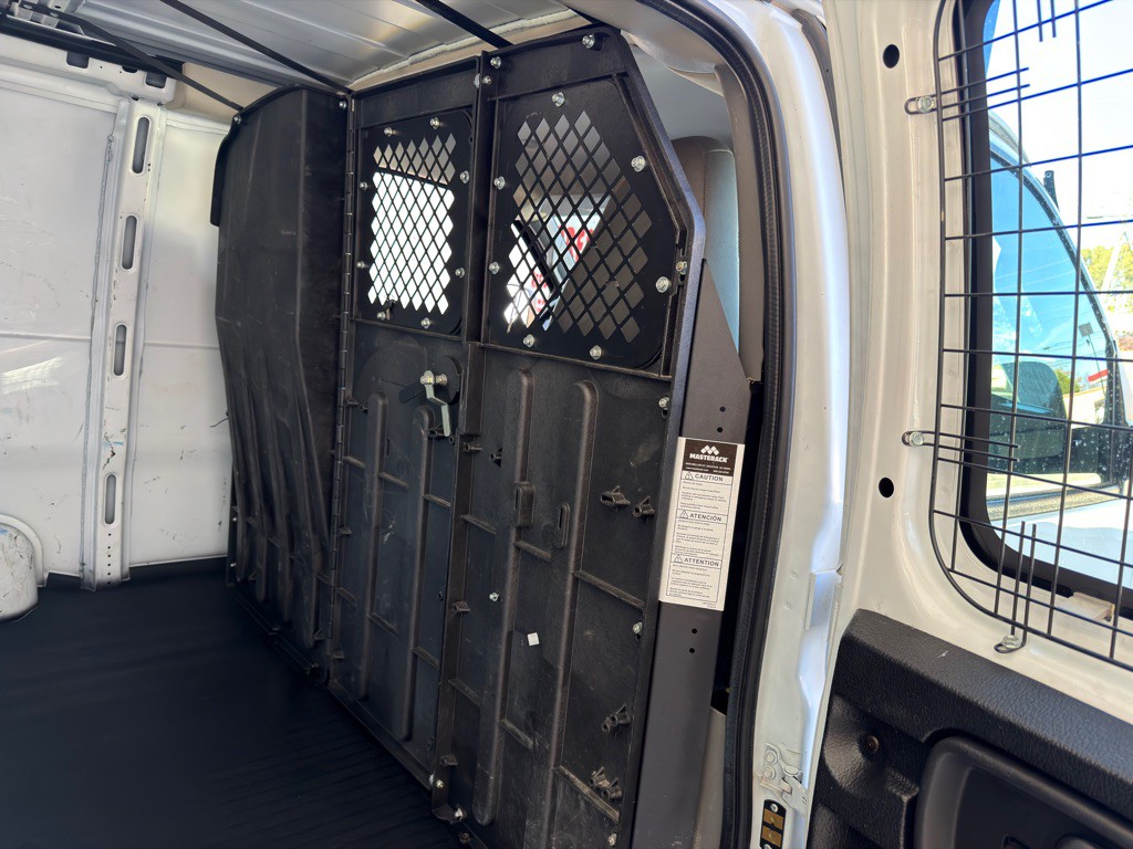 2019 Chevrolet Express Image 20