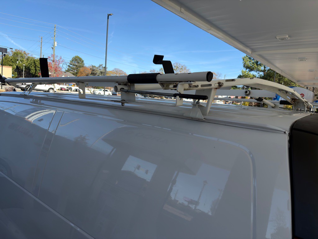 2019 Chevrolet Express Image 25