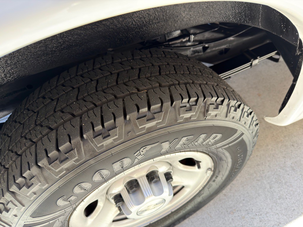 2019 Chevrolet Express Image 27