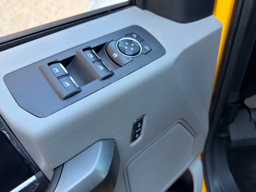 2016 Ford F-150 Image 12