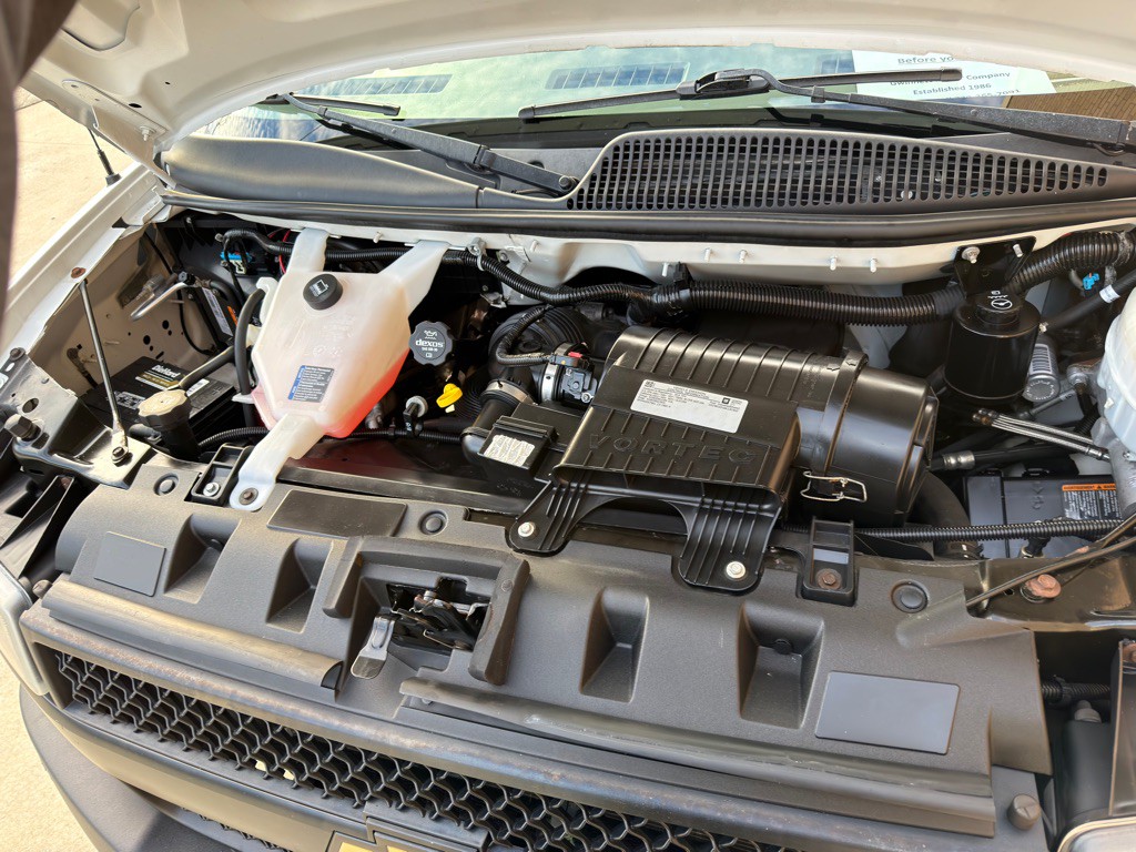 2019 Chevrolet Express Image 26